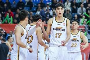 广东名宿！赵睿广东生涯7年6全明星3冠 场均11.4分3.7篮板4.5助攻